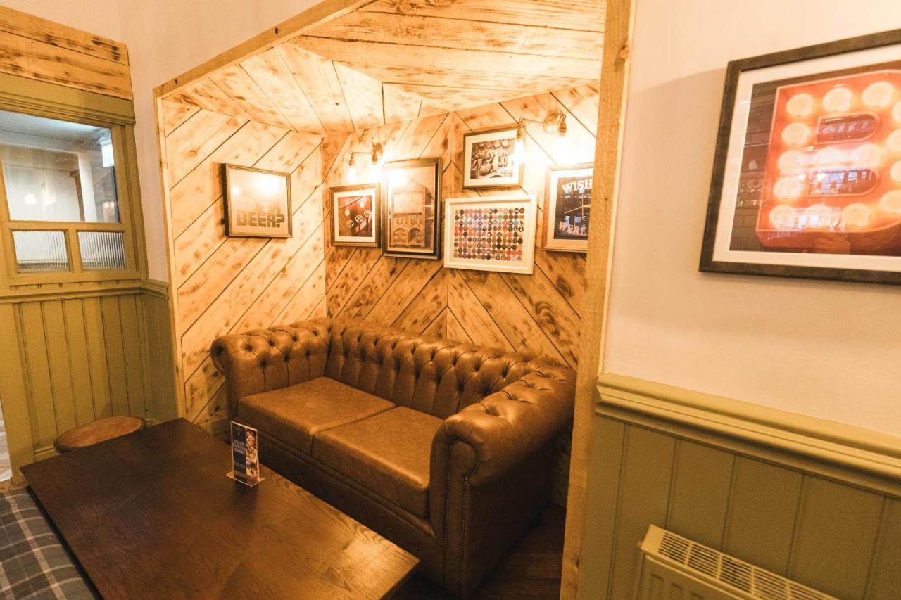 Black Lion Hotel Manchester Селфорд Екстер'єр фото
