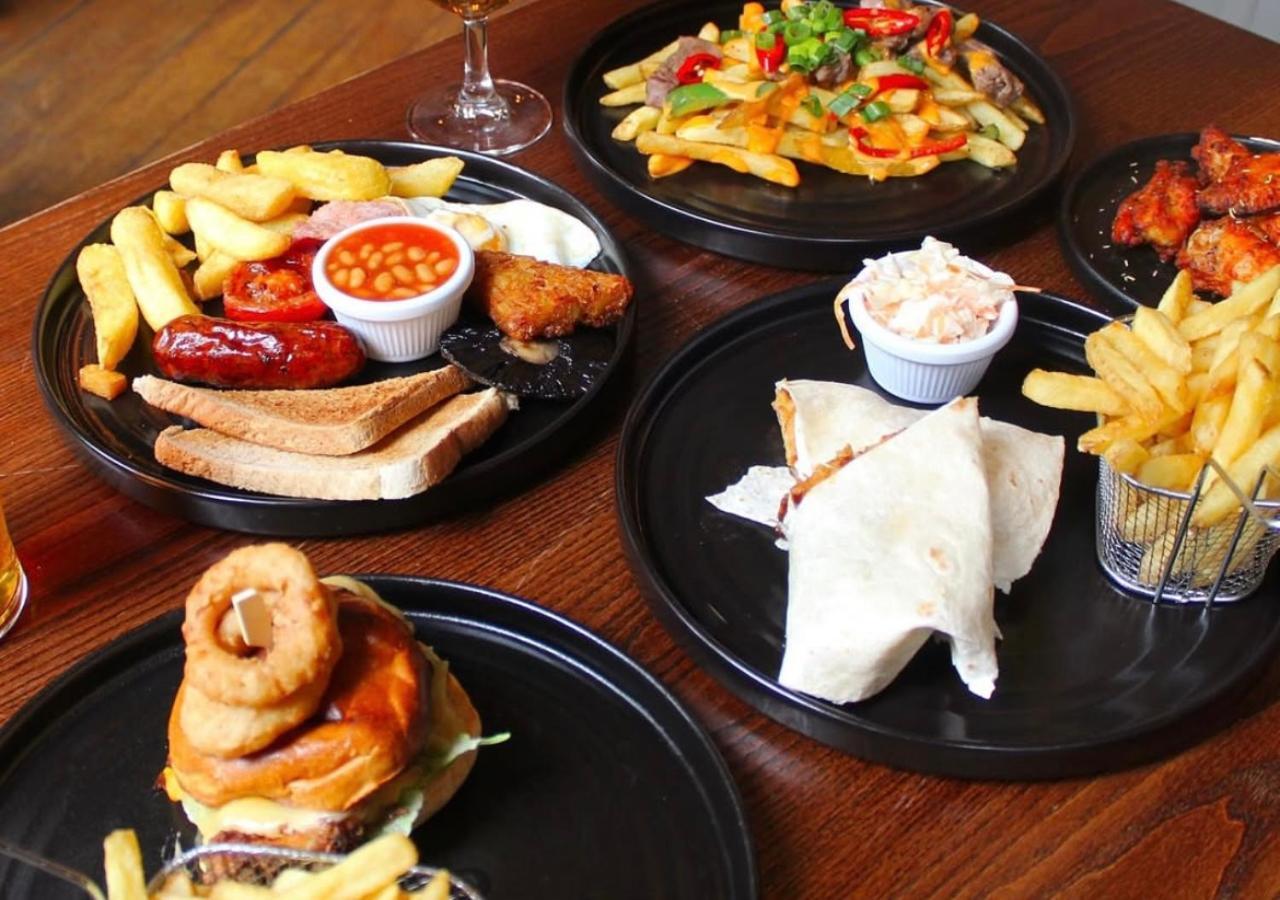 Black Lion Hotel Manchester Селфорд Екстер'єр фото